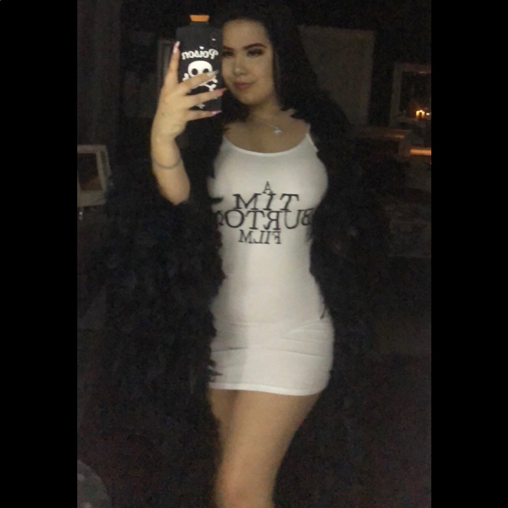 Meet your Posher, Esmeralda